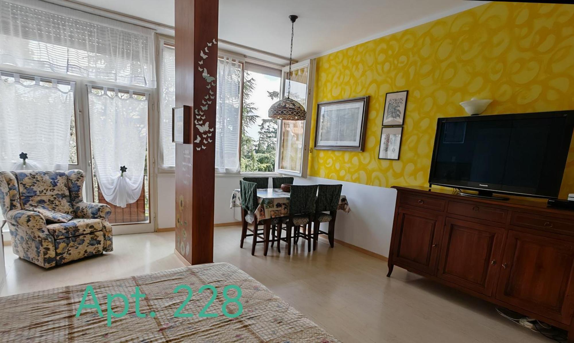 Garda Apartments In Euroresidence ภายนอก รูปภาพ